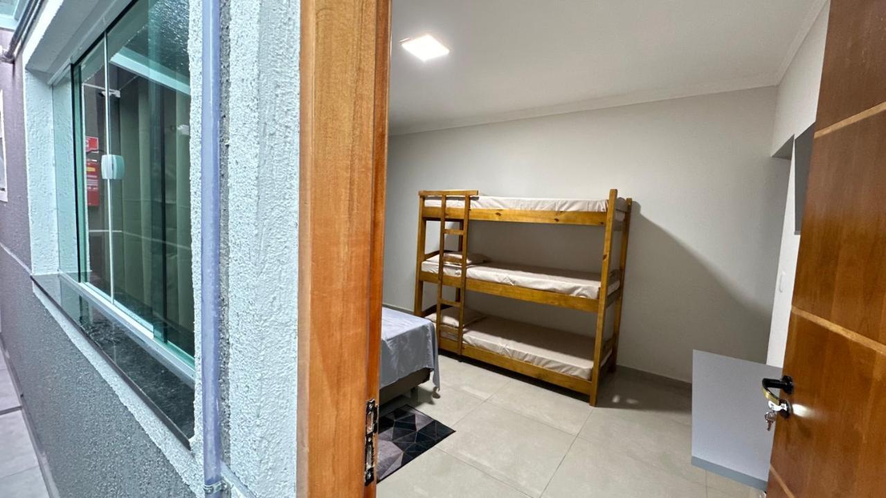 Guaru Inn Hostel جوارولوس المظهر الخارجي الصورة