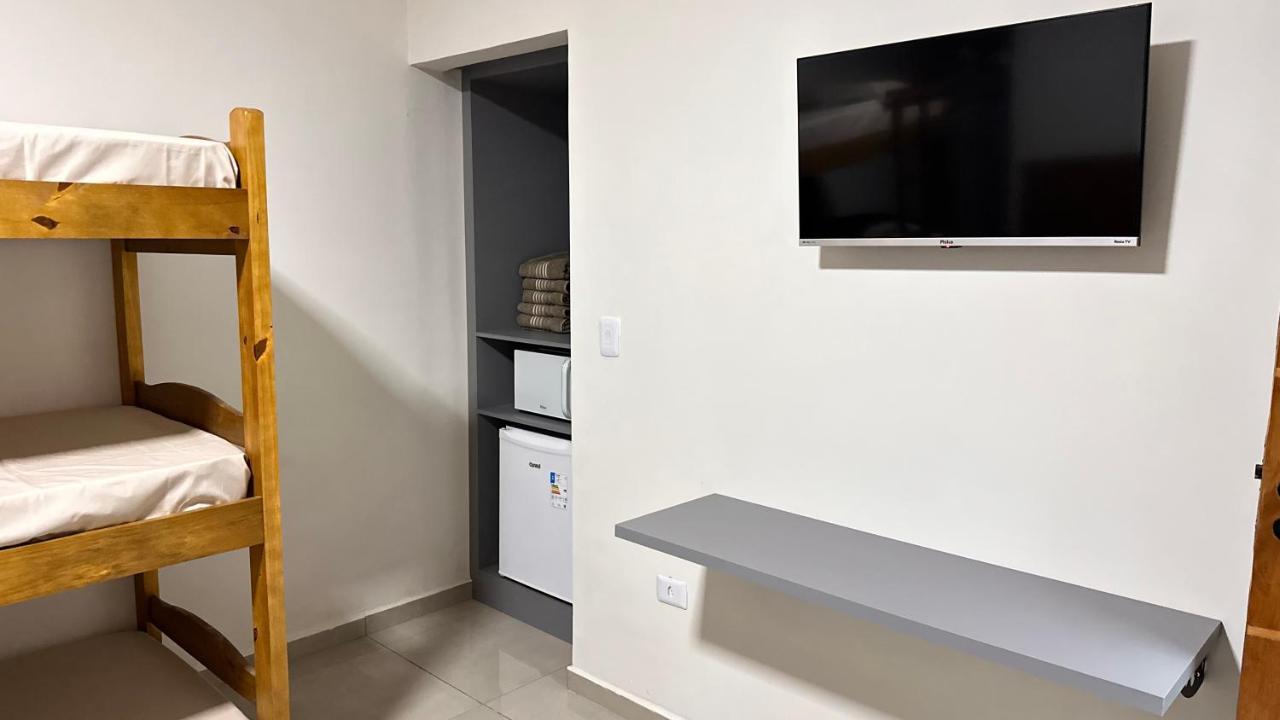 Guaru Inn Hostel جوارولوس المظهر الخارجي الصورة