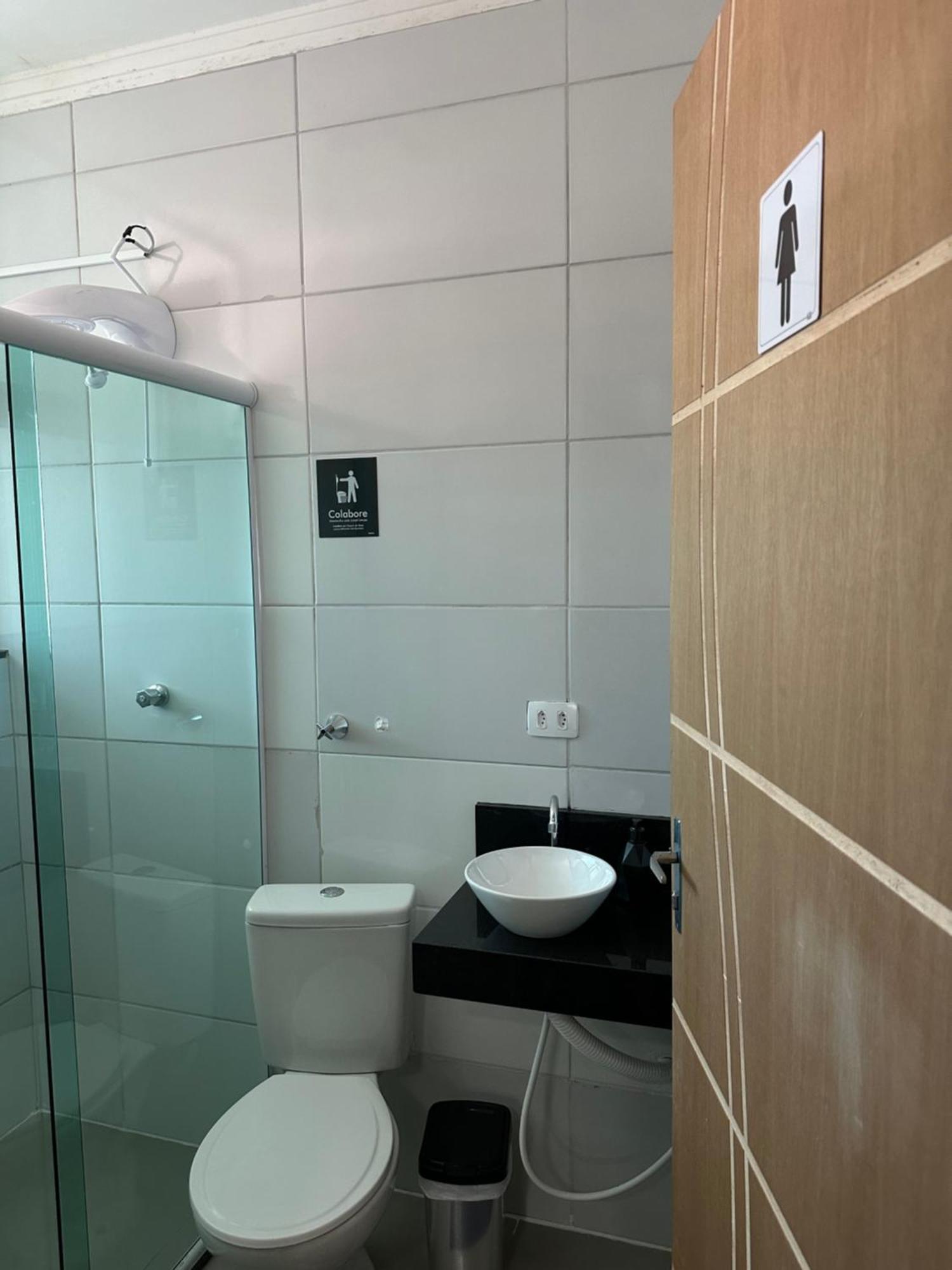 Guaru Inn Hostel جوارولوس المظهر الخارجي الصورة